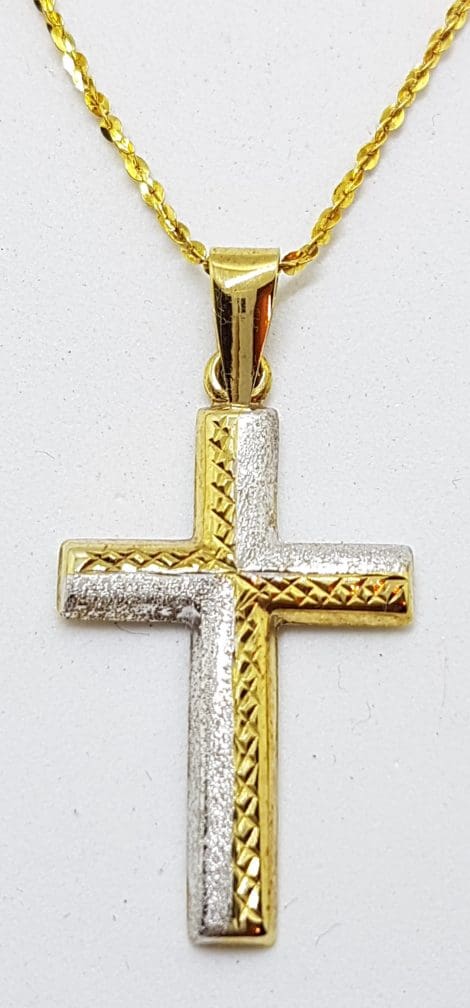 9ct Yellow Gold & White Gold Crucifix / Cross Pendant on 9ct Chain - Two Tone - Ornate Design