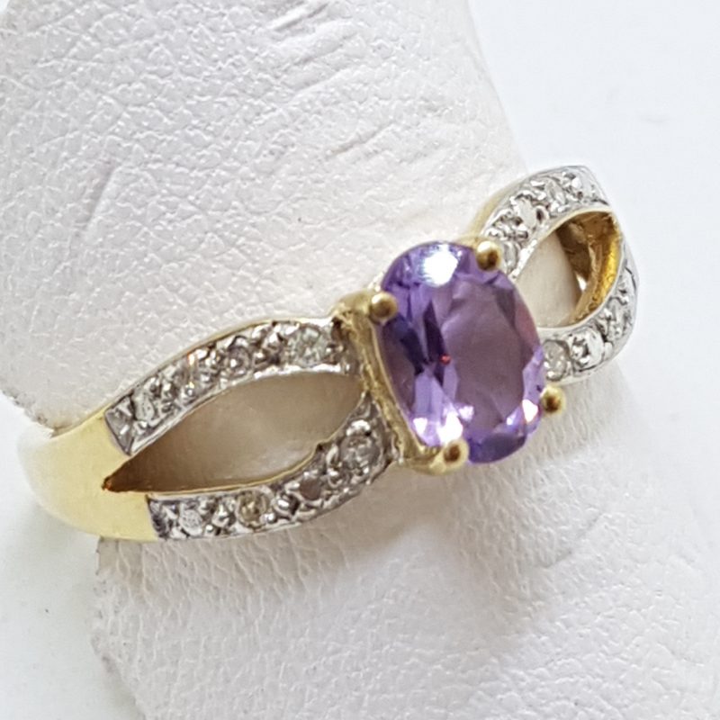 9ct Yellow Gold Amethyst & Diamond Open Design Oval Ring