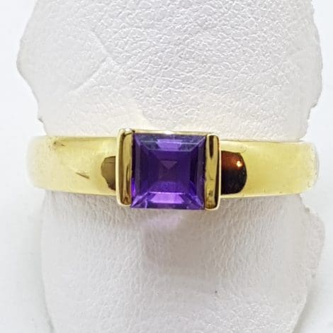 9ct Yellow Gold Square Amethyst Ring