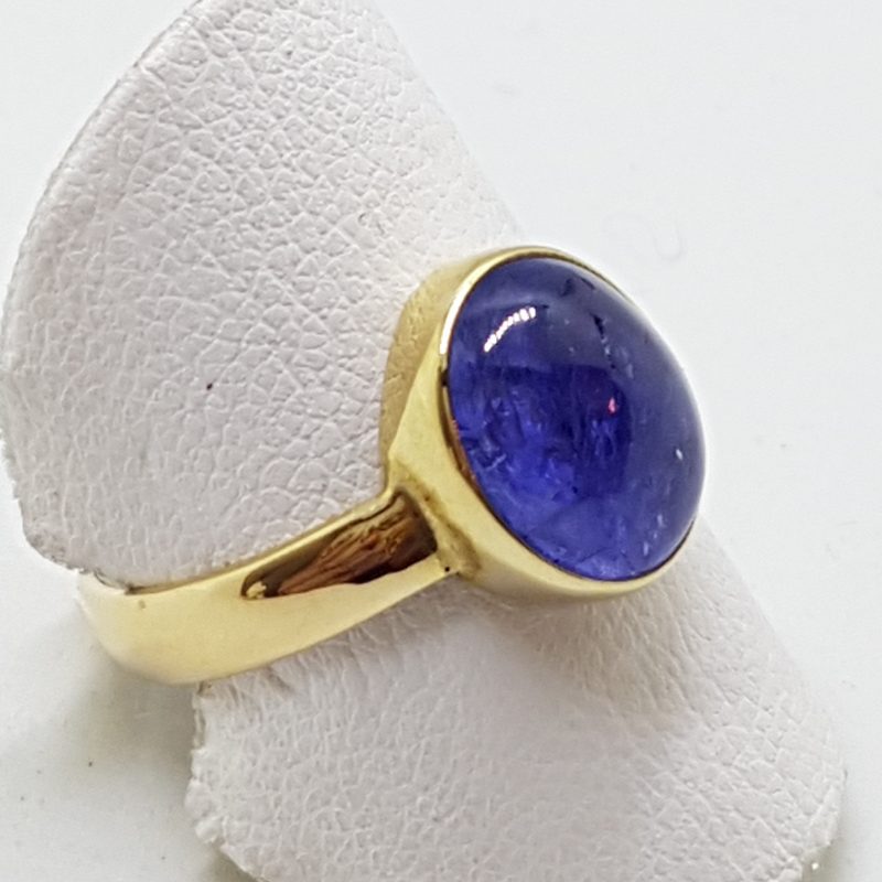 9ct Yellow Gold Oval Bezel Set Tanzanite Ring