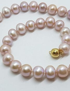 9ct Yellow Gold Clasp on Pink Pearl Necklace / Chain