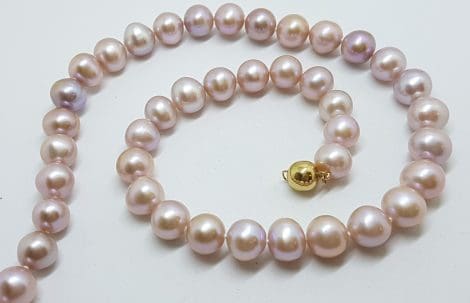 9ct Yellow Gold Clasp on Pink Pearl Necklace / Chain