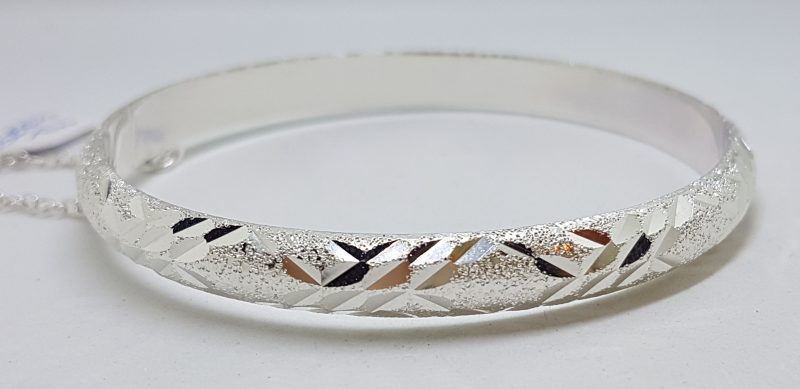 Sterling Silver Stardust Patterned Hinged Bangle - Hollow