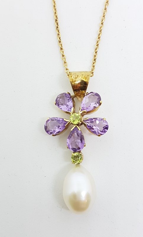 9ct Yellow Gold Pearl. Amethyst & Peridot Large Flower Pendant on Gold Chain