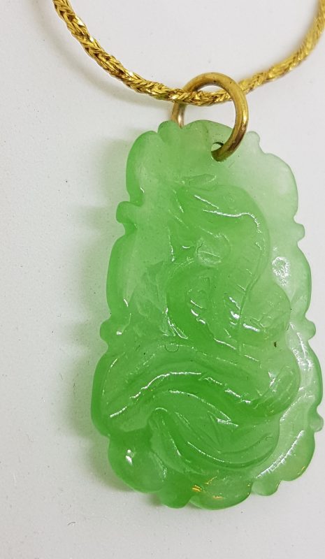 9ct Yellow Gold Jade Carved Snake Pendant on Gold Chain