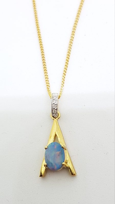 20200428_082214 9ct Yellow Gold Opal & Diamond Pendant on Gold Chain