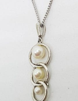 Sterling Silver Mikimoto Pearl in Circles Pendant on Sterling Silver Chain