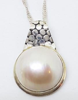 Sterling Silver Mabe Pearl Pebble Design Pendant on Chain