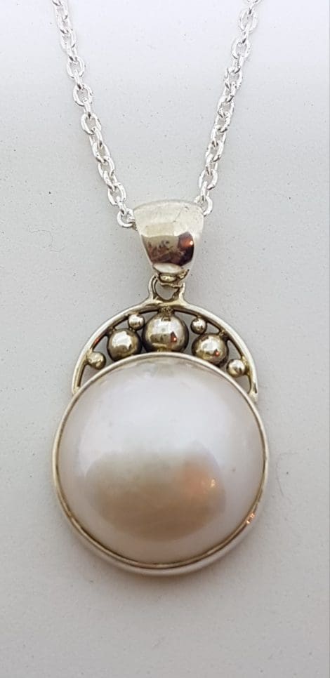 Sterling Silver Mabe Pearl Ornate Top Pendant on Chain