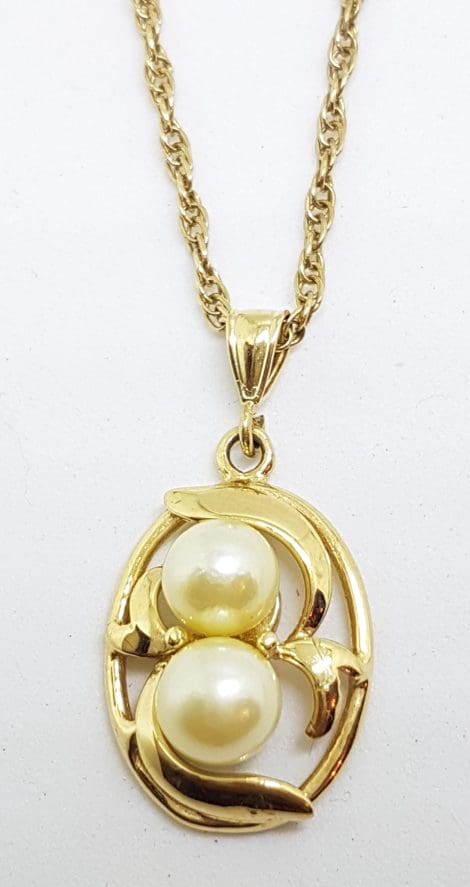 9ct Yellow Gold Cultured Pearl Ornate Leaf Design Pendant on Gold Chain
