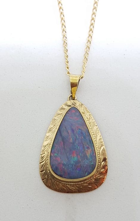 9ct Yellow Gold Teardrop Shape Opal Ornate Pendant on Gold Chain