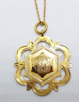 9ct Yellow Gold Ornate 1st Music Exam 1930 Medallion Pendant on Gold Chain