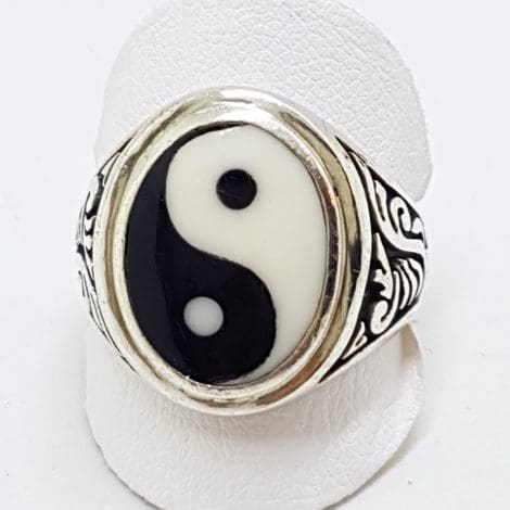 Sterling Silver Large Oval Yin Yang Ring
