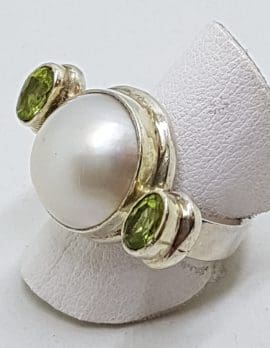 Sterling Silver Large Mabe Pearl & Peridot Ring