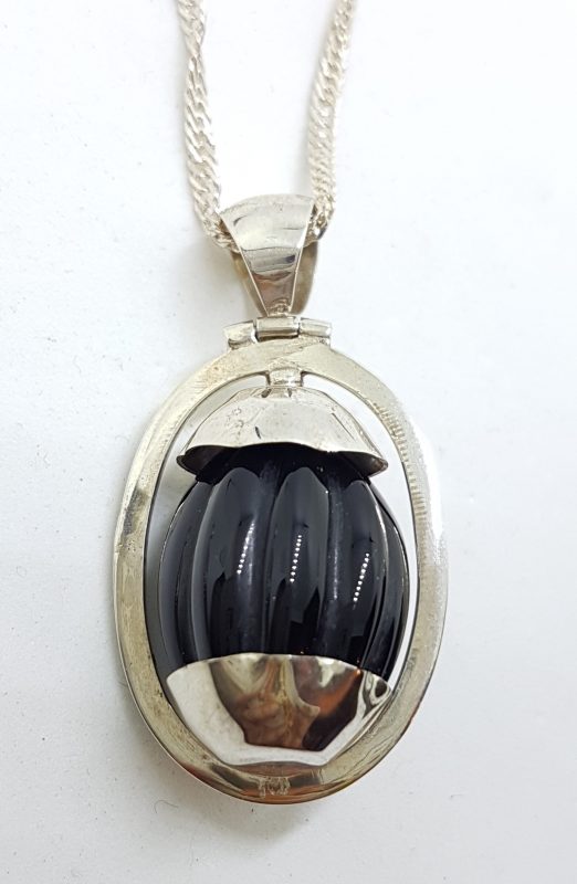 Sterling Silver Onyx Pendant on Silver Chain