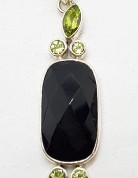 Sterling Silver Onyx and Peridot Pendant on Silver Chain