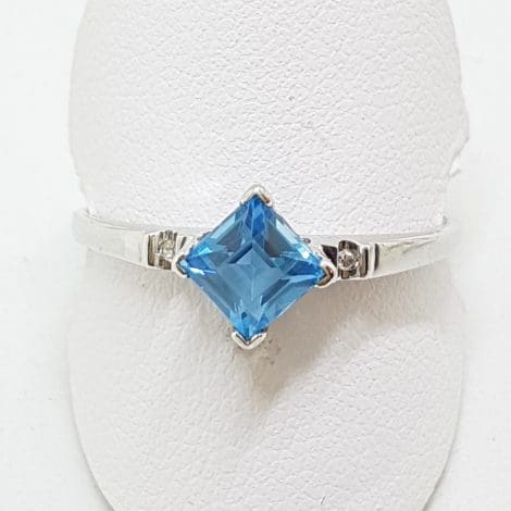 9ct White Gold Blue Topaz and Diamond Ring