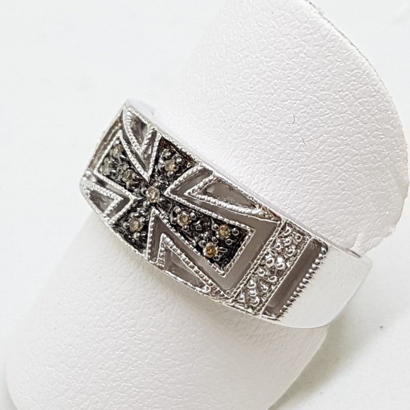 9ct White Gold Diamond (Dark & LIght) Wide Cross Design Band Ring