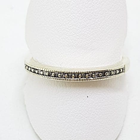 9ct White Gold Diamond Delicate Wedding/Eternity Band Ring