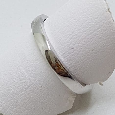 18ct White Gold Wedding Band Ring