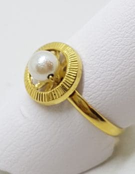 18ct Yellow Gold Pearl Round Ring