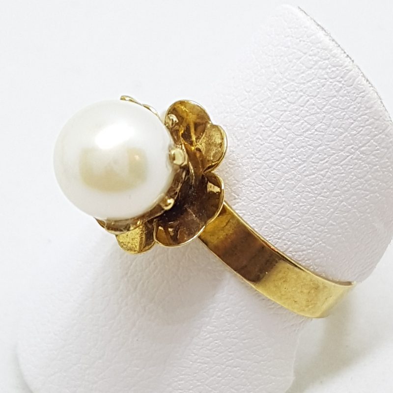 9ct Yellow Gold Pearl Flower Ring