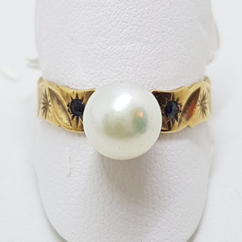 9ct Yellow Gold Pearl & Sapphire Patterned Ring