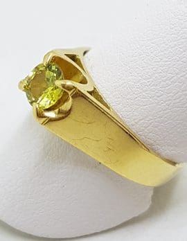 9ct Yellow Gold Green Sapphire Solitaire Ring