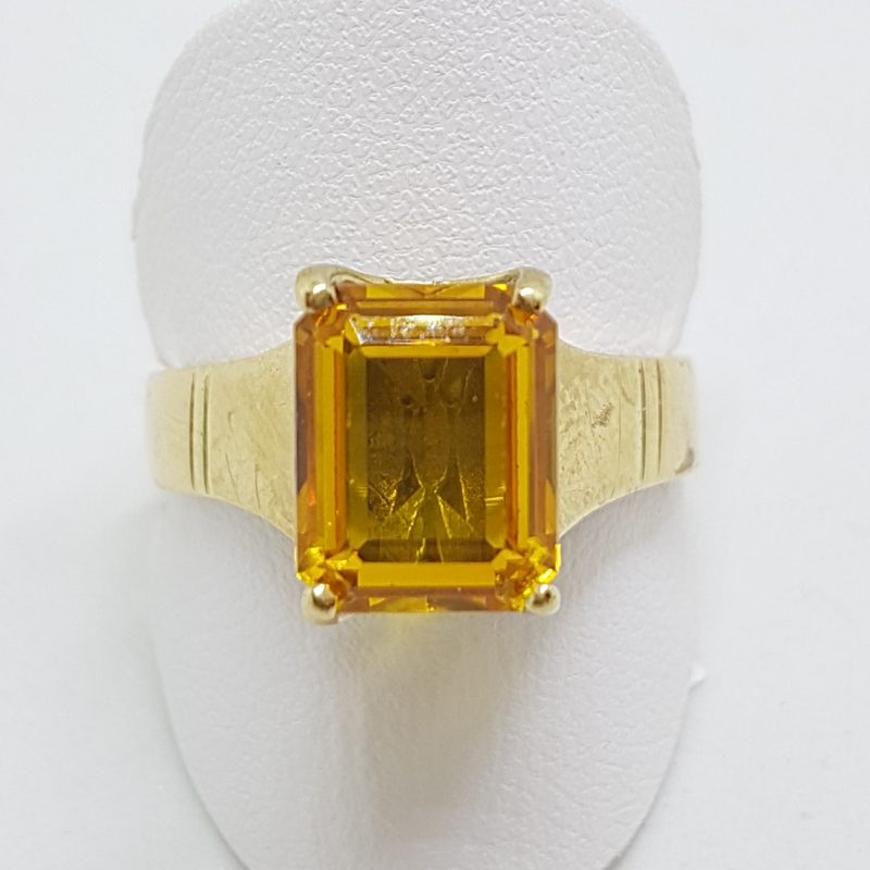9ct Yellow Gold Rectangular Claw Set Yellow Paste Ring