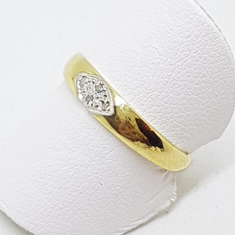 20200603_210406 18ct Yellow Gold Diamond Band Ring