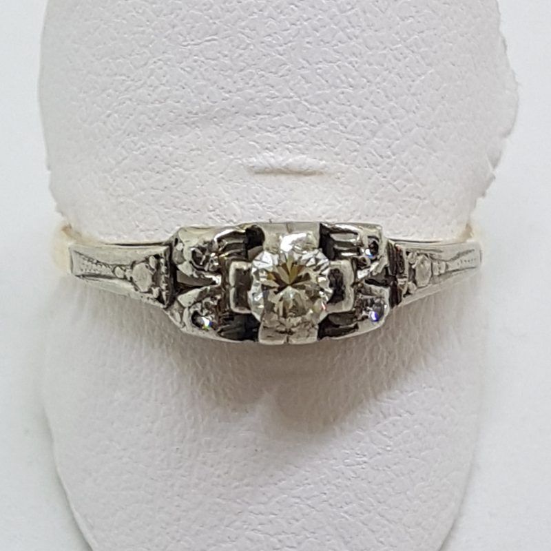 20200603_211938 18ct Yellow Gold & Platinum Ornate Diamond Ring