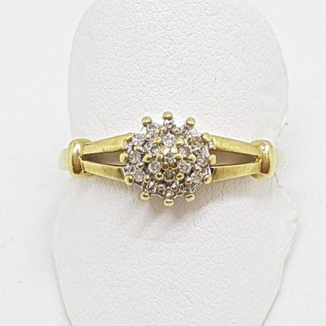9ct Yellow Gold Flat Diamond Flower Cluster Ring
