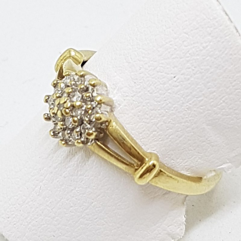 9ct Yellow Gold Flat Diamond Flower Cluster Ring