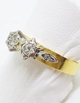 18ct Yellow Gold Toi et Moi 2 Diamond High Set Ring
