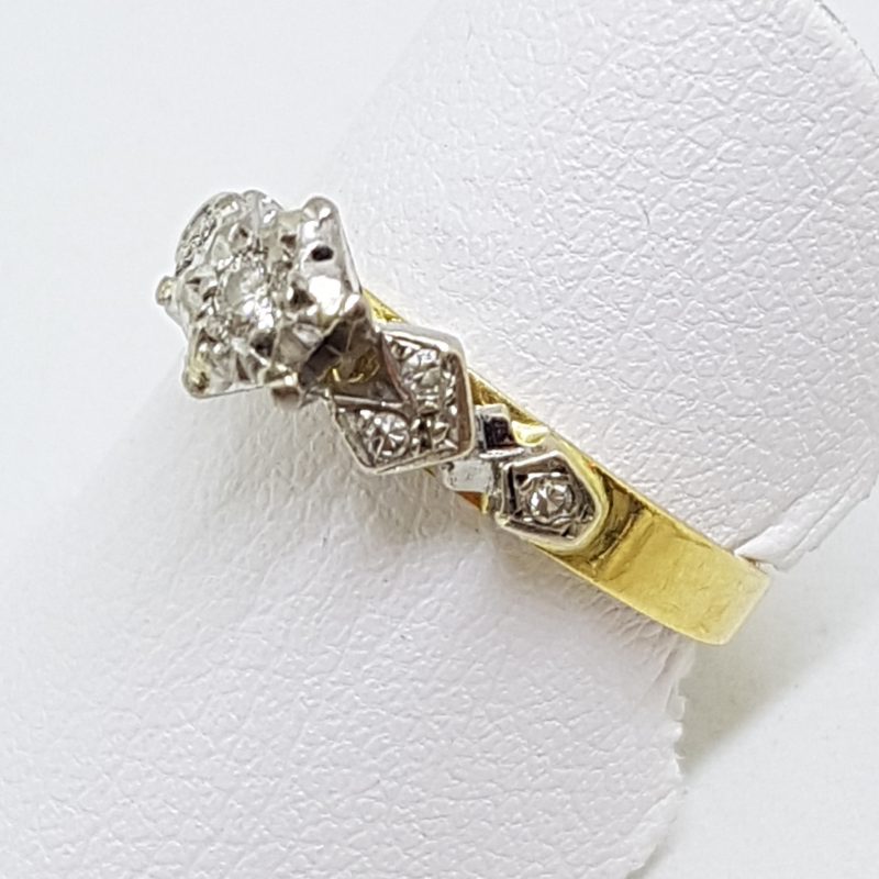 18ct Yellow Gold & Platinum Ornate Diamond Ring