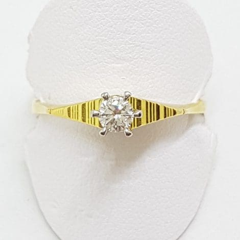 18ct Yellow Gold Claw Set Diamond Solitaire Ring