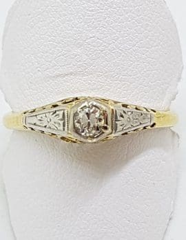 18ct Yellow Gold Ornate Filigree Diamond Engagement Ring