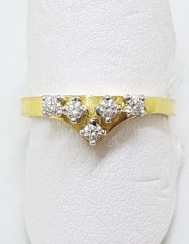 18ct Yellow Gold Claw Set 5 Diamond Curved V Shape Eternity/Wedding Ring