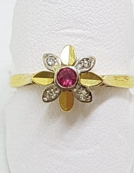 18ct Yellow Gold Natural Ruby & Diamond Daisy/Flower Ring