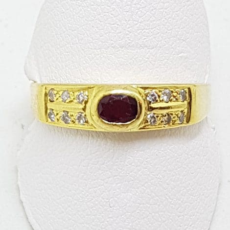 18ct Yellow Gold Natural Ruby & Cubic Zirconia Ring
