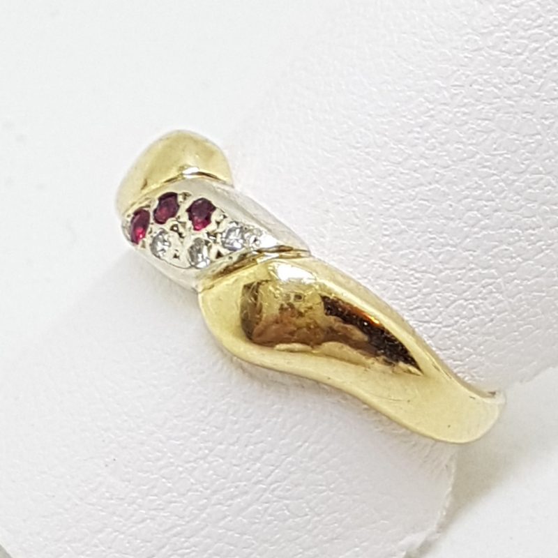 9ct Yellow Gold Natural Ruby & Diamond Ring