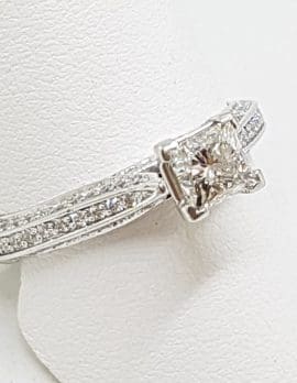 Stunning 18ct White Gold Princess Cut Diamond Engagement Ring - Square set High with Diamonds along shoulder