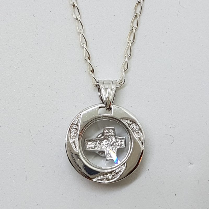 Sterling Silver Cubic Zirconia Spinner Round Cross/Crucifix Pendant on Silver Chain