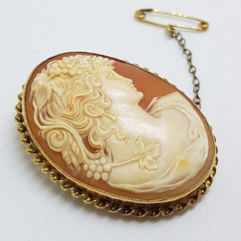 * SOLD * 9ct Yellow Gold Oval Cameo Lady Head Brooch Antique / Vintage