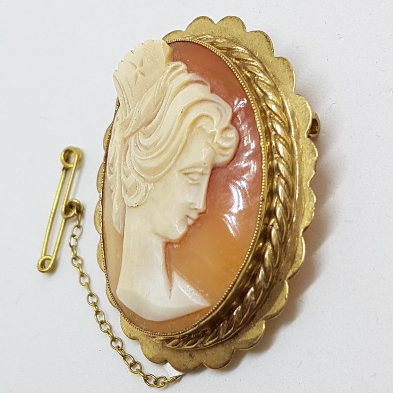 20200620_200723 9ct Yellow Gold Oval Lady Cameo Brooch
