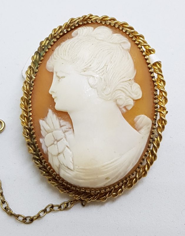 9ct Yellow Gold Twist Rim Oval Lady Cameo Brooch