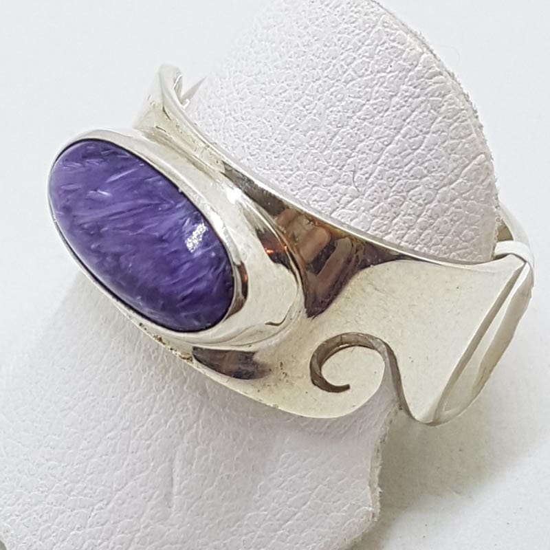 Sterling Silver Oval Charoite in Wide Wave Patterned Band Ring