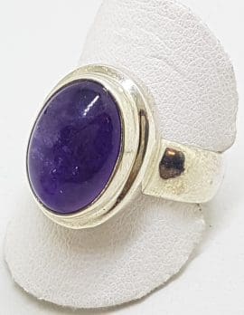Sterling Silver Oval Cabochon Amethyst Ring