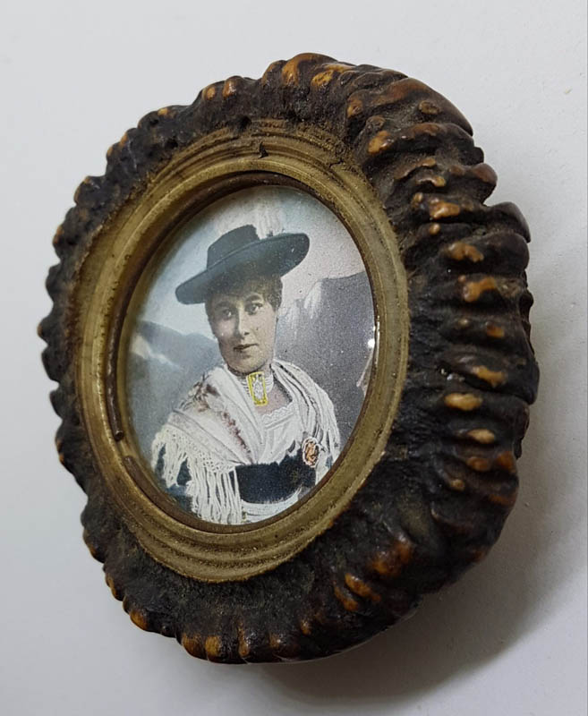 Deer Antler Belt Buckle with Lady Portrait