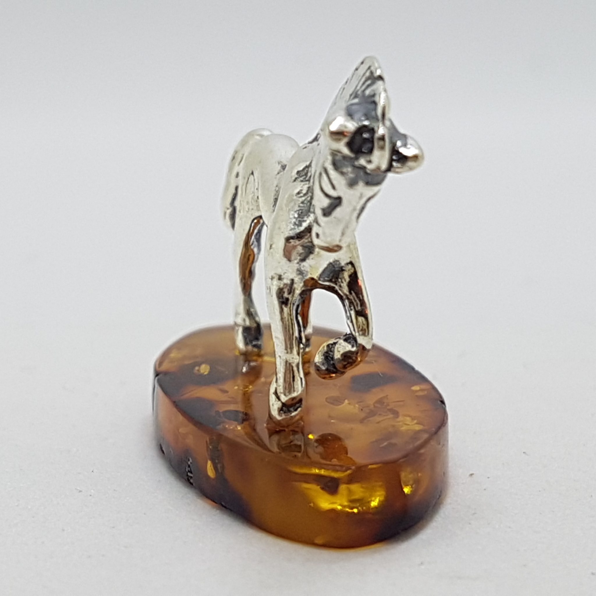 20200711_202955 Horse / Equestrian - Solid Sterling Silver Natural Baltic Amber Small Figurine / Statue / Sculpture